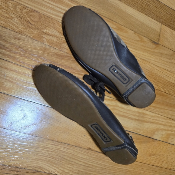 Coach shoes - Picture 2 of 5